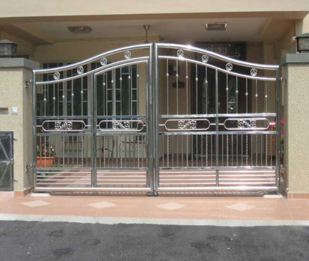 Steel Gate ворота